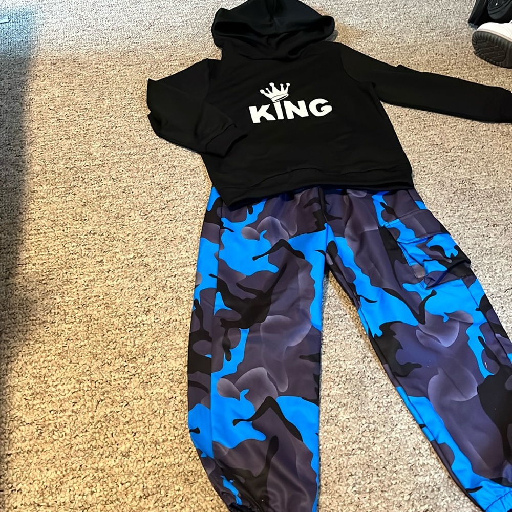 NWOT boy’s set!